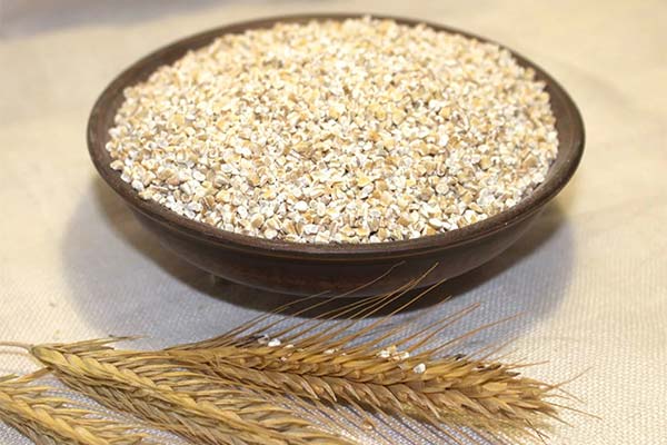 大麦若葉の効用と弊害